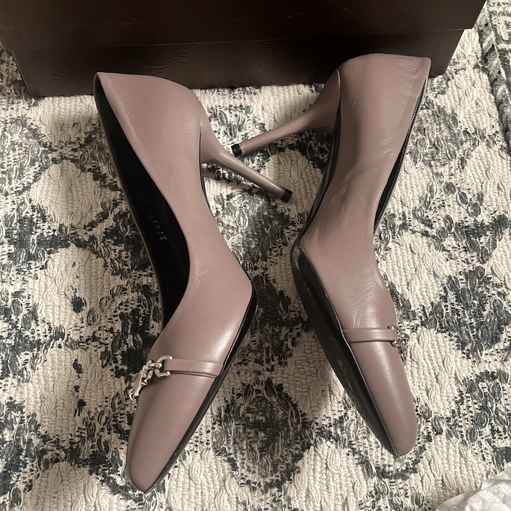 Gucci Heels - Picture 2 of 7